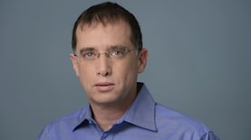 רן גוראון בזק בינלאומי